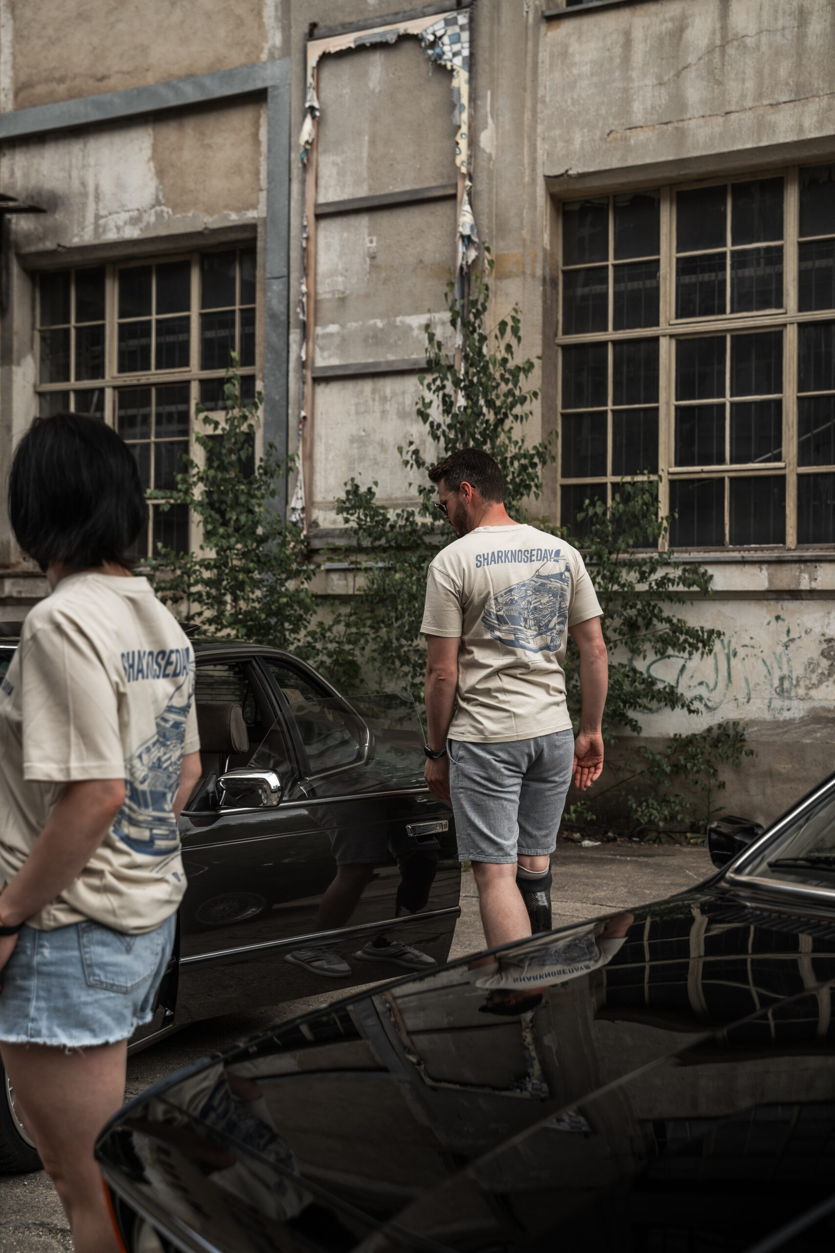 #E24 Regular Unisex Tee – Bild 5
